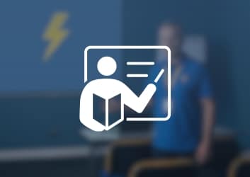 Image mise en avant pour l'article : comment devenir formateur en habilitation électrique